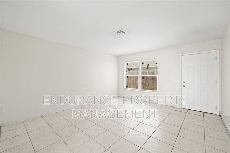 143 W 28th St – photo 4