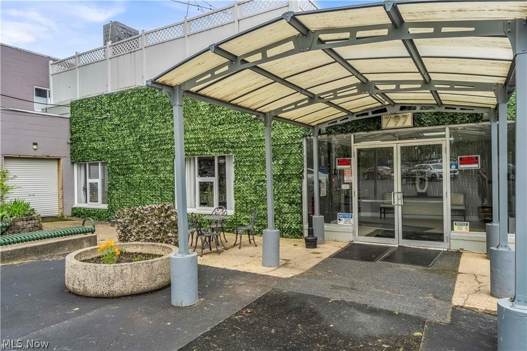 797 E Market St #309 – photo 5