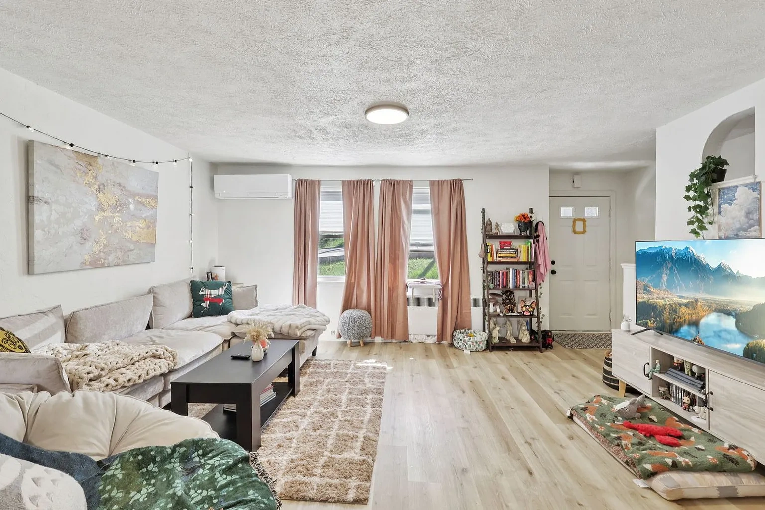 Charming 1, 2, and 3-Bedroom Townhomes in a Quiet Pittsburgh Neighborhood – Floor plan