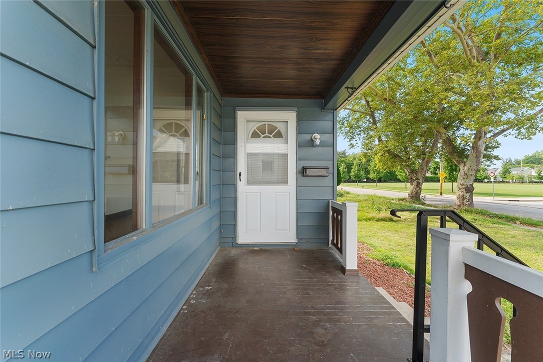 18206 Harland Ave – photo 3