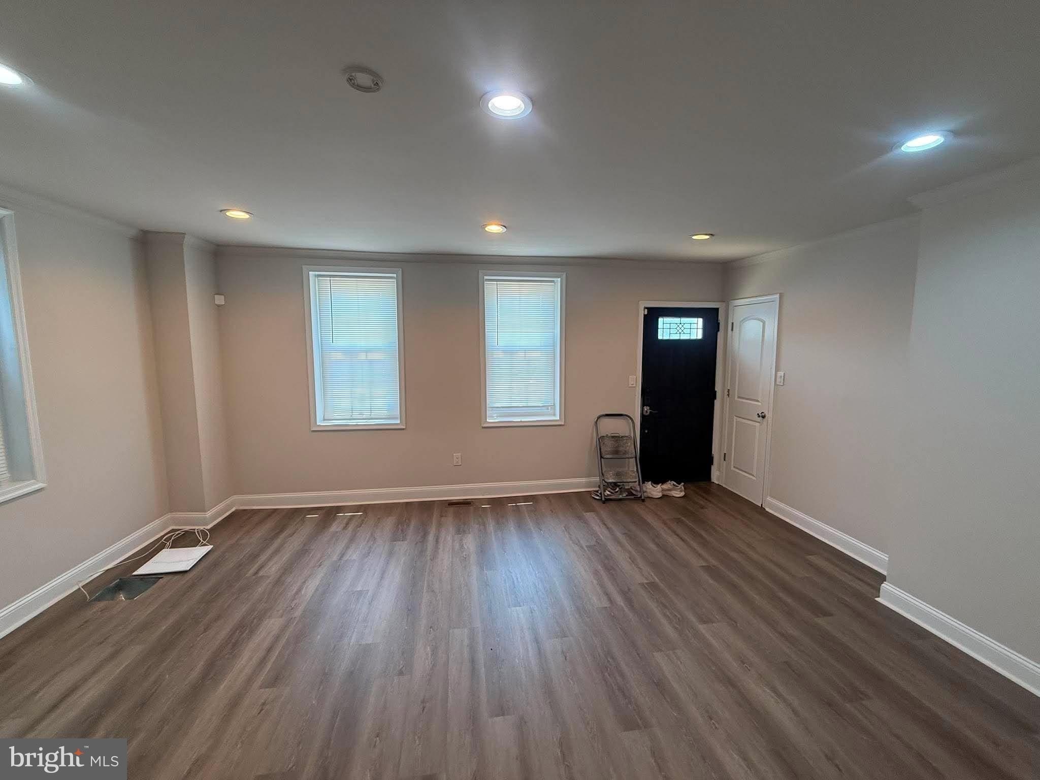27 Church St – photo 2