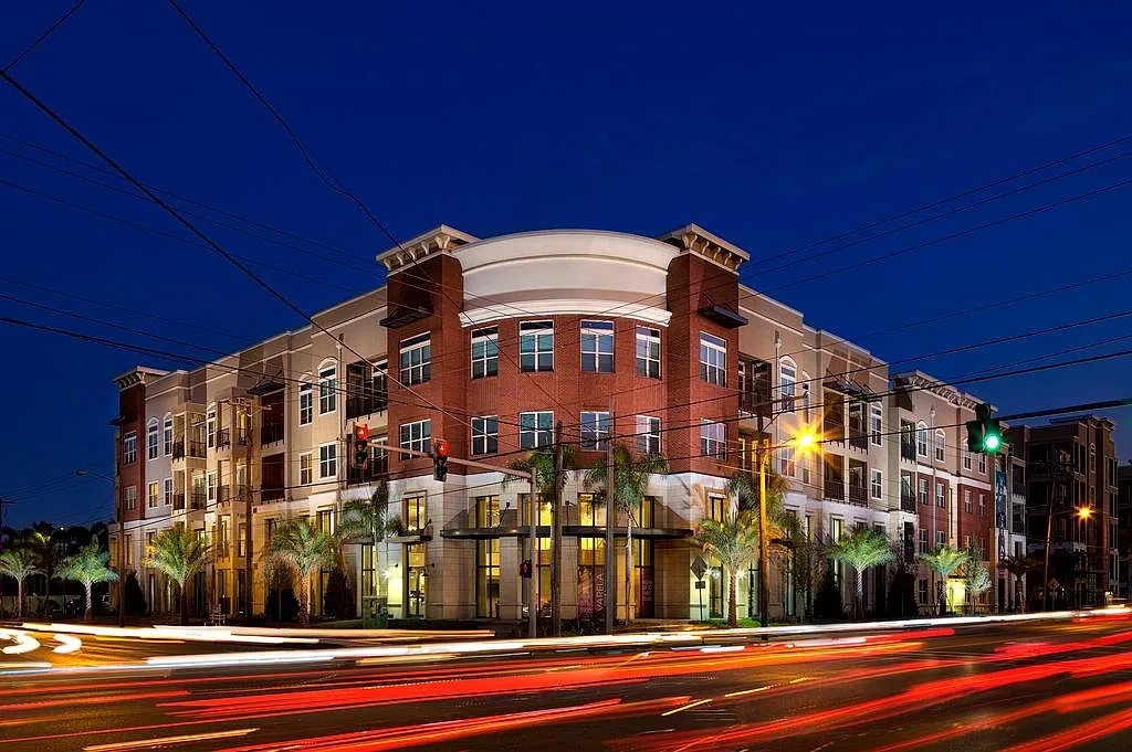 Varela Westshore Apartments – photo 2