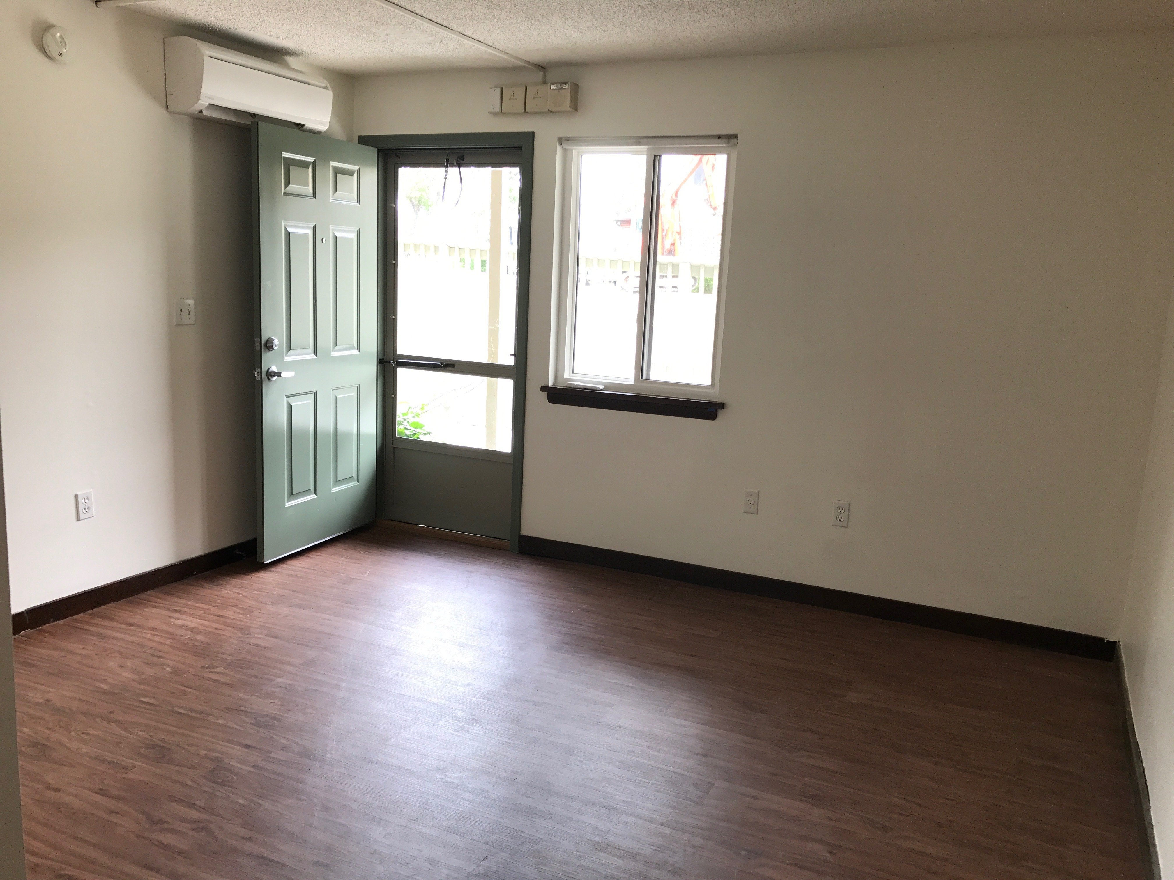 92 Cedar St – photo 4