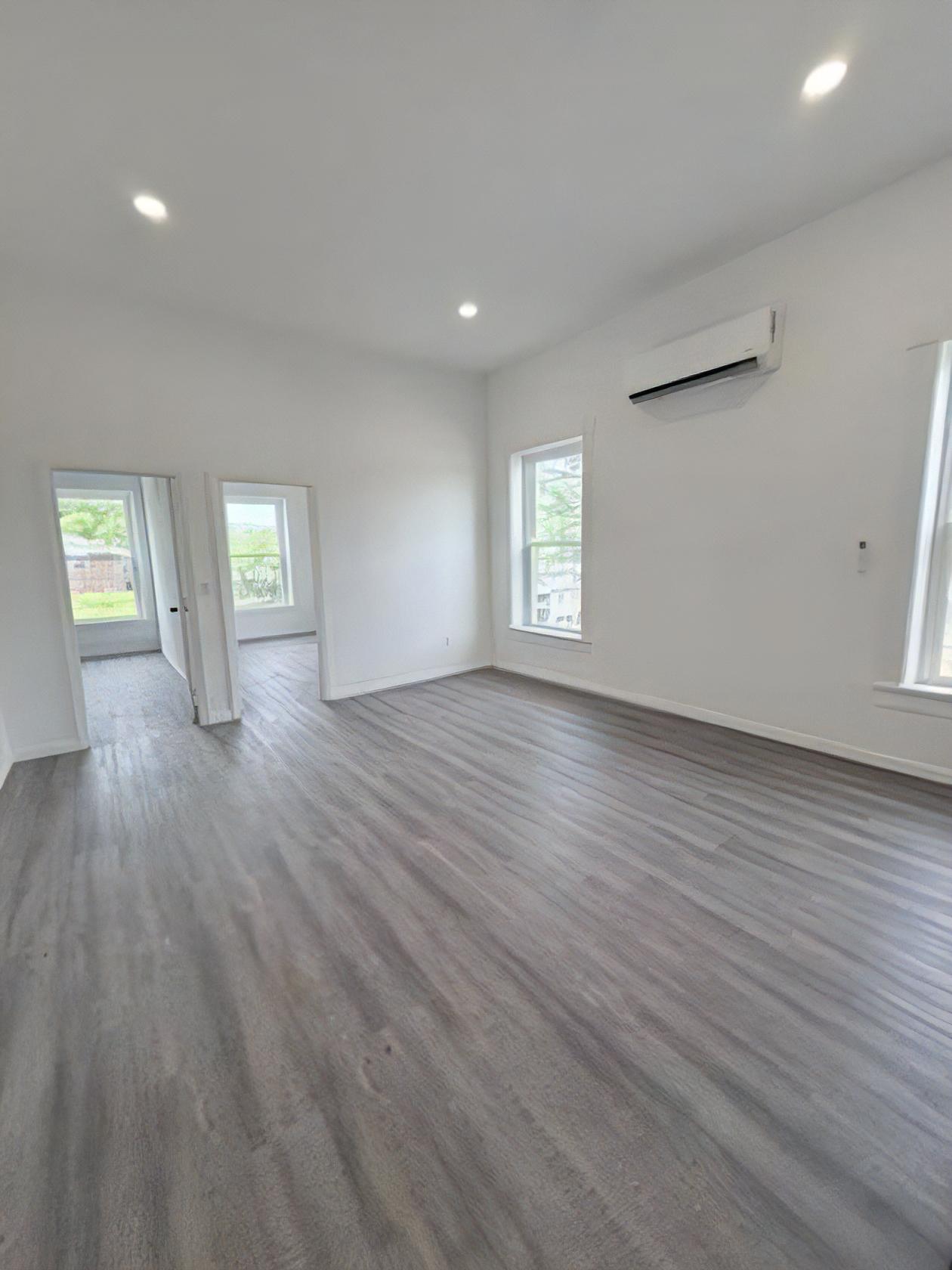 127 Susanna St – photo 5