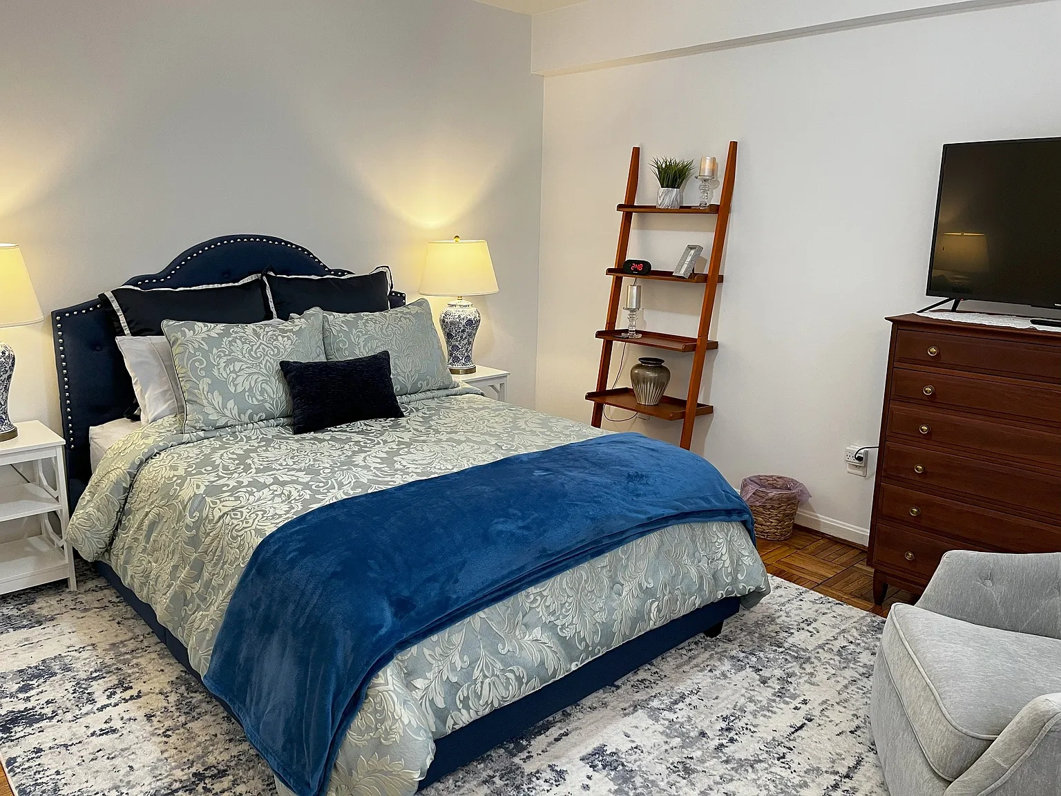 Excelsior Apartments – photo 4
