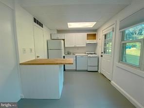 32 S Monroe Rd – photo 3