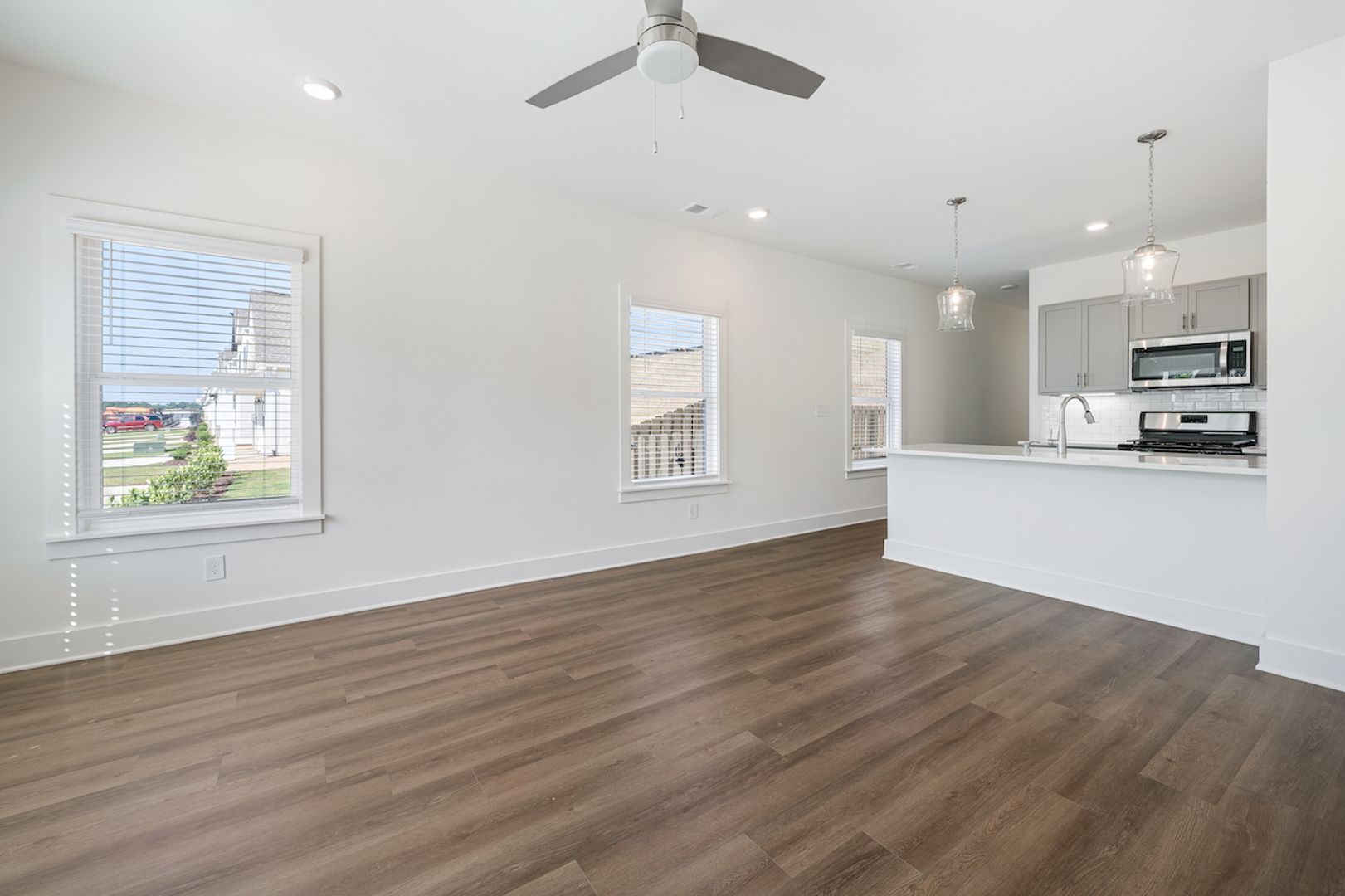 4246 Brevard Blvd – photo 4