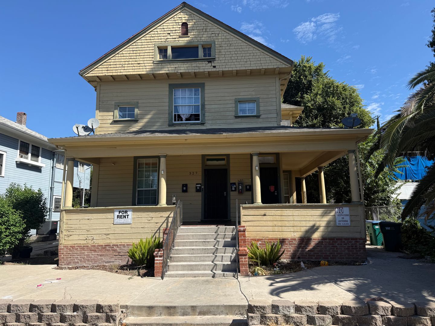 327 E Acacia St unit Unit 4 – photo 1