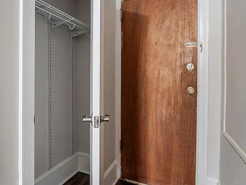 625 Elm St. Apartments – photo 5