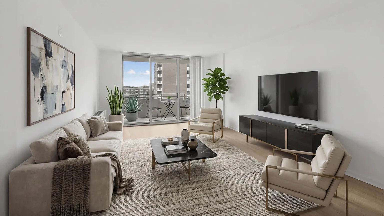 3003 Van Ness – photo 4