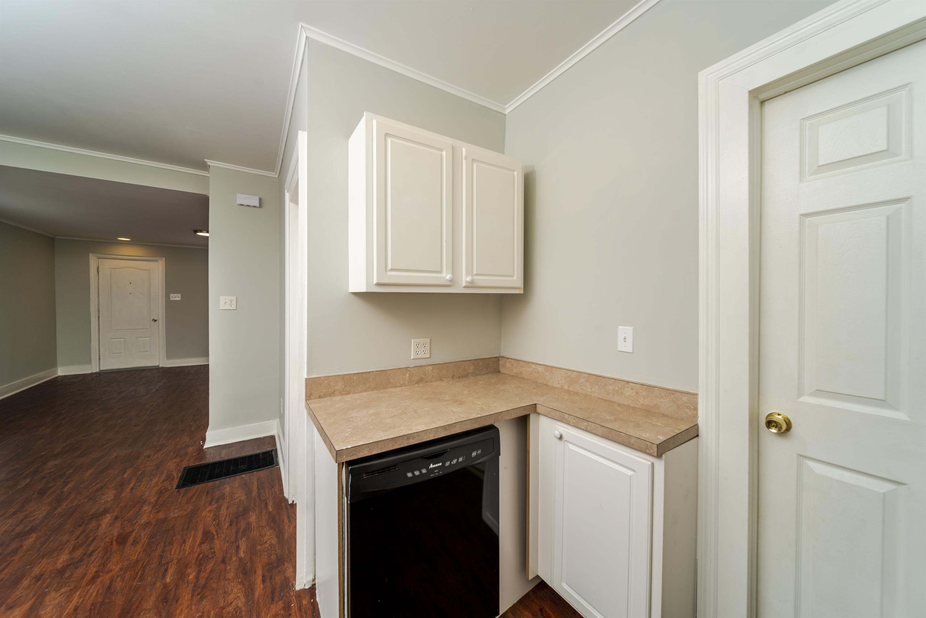 28 Lancaster St – photo 3