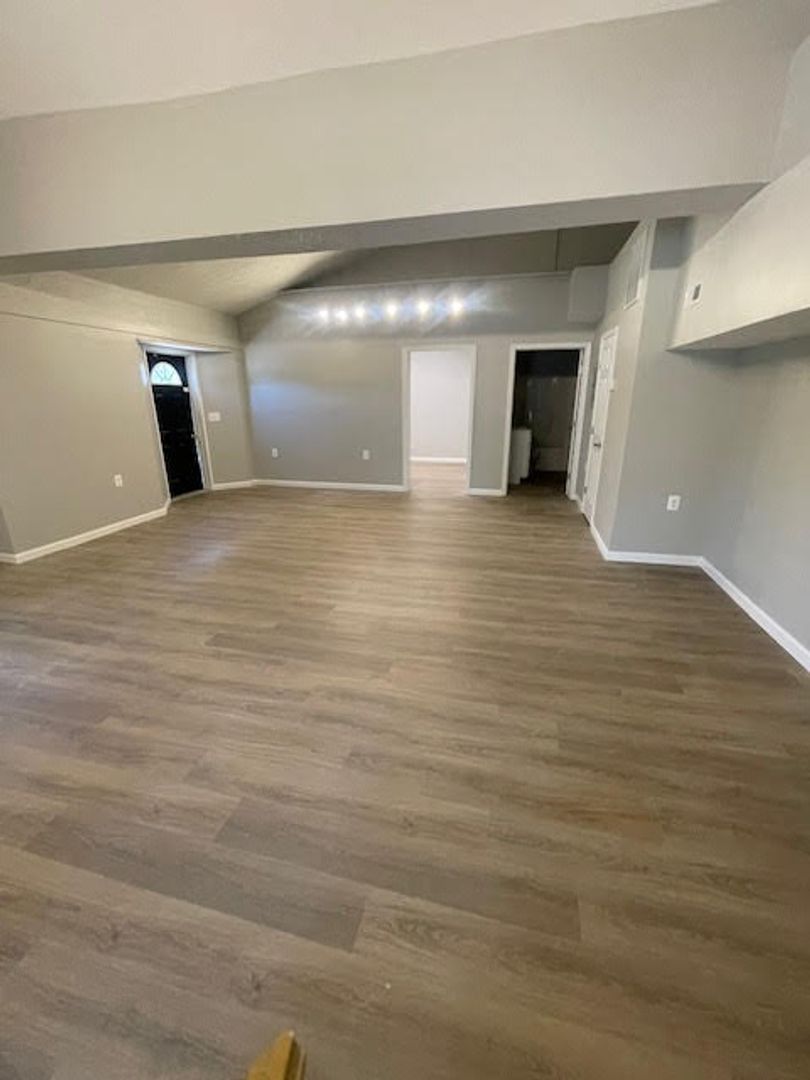 48673 Trapp Rd – photo 1