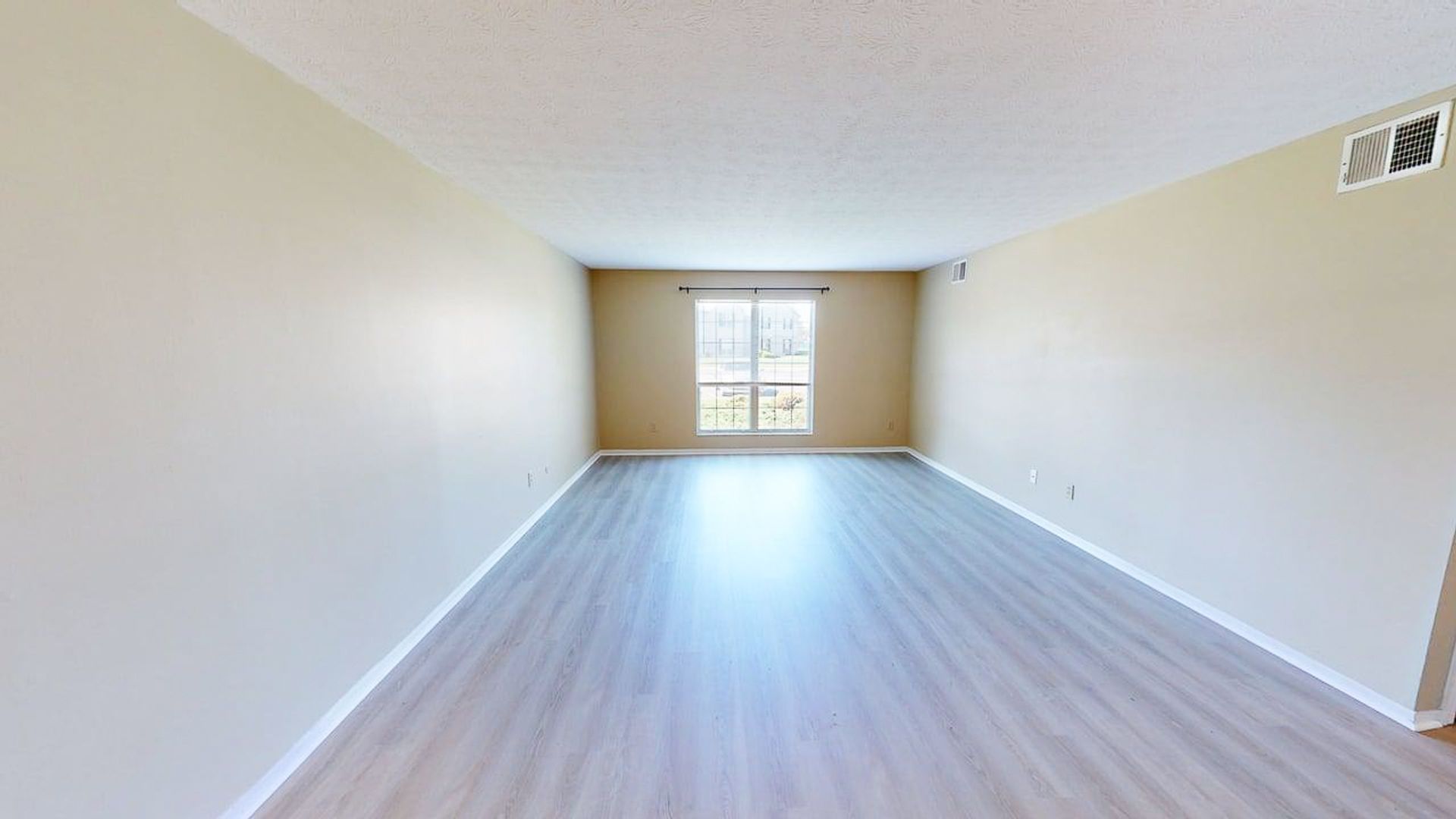 2064 Park Run Dr unit C – photo 4