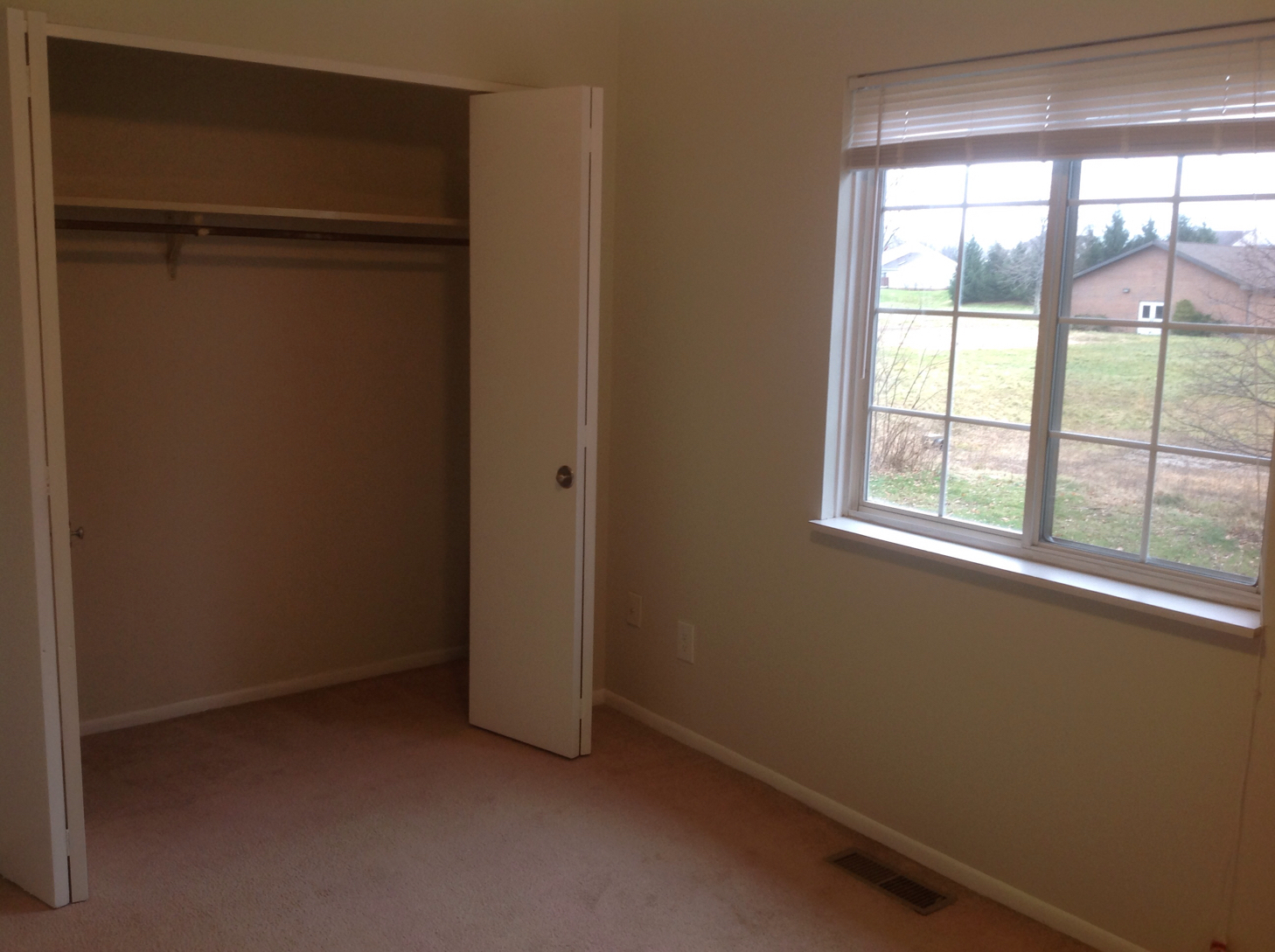 987 Wadsworth Rd – photo 5