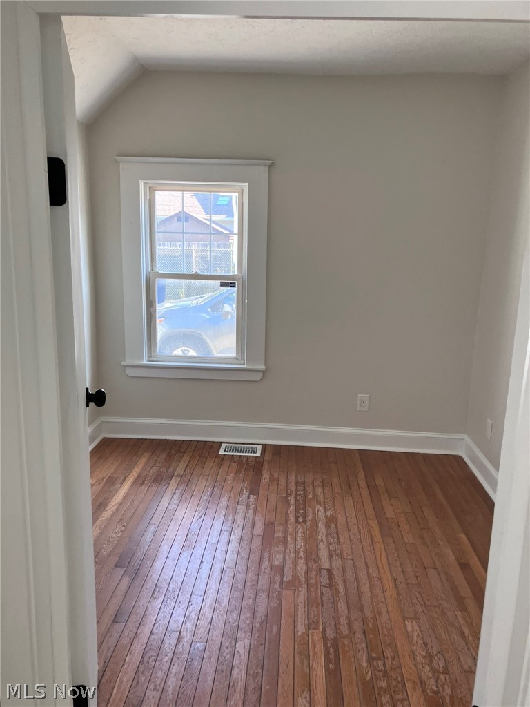 1244 W 69th St – photo 5