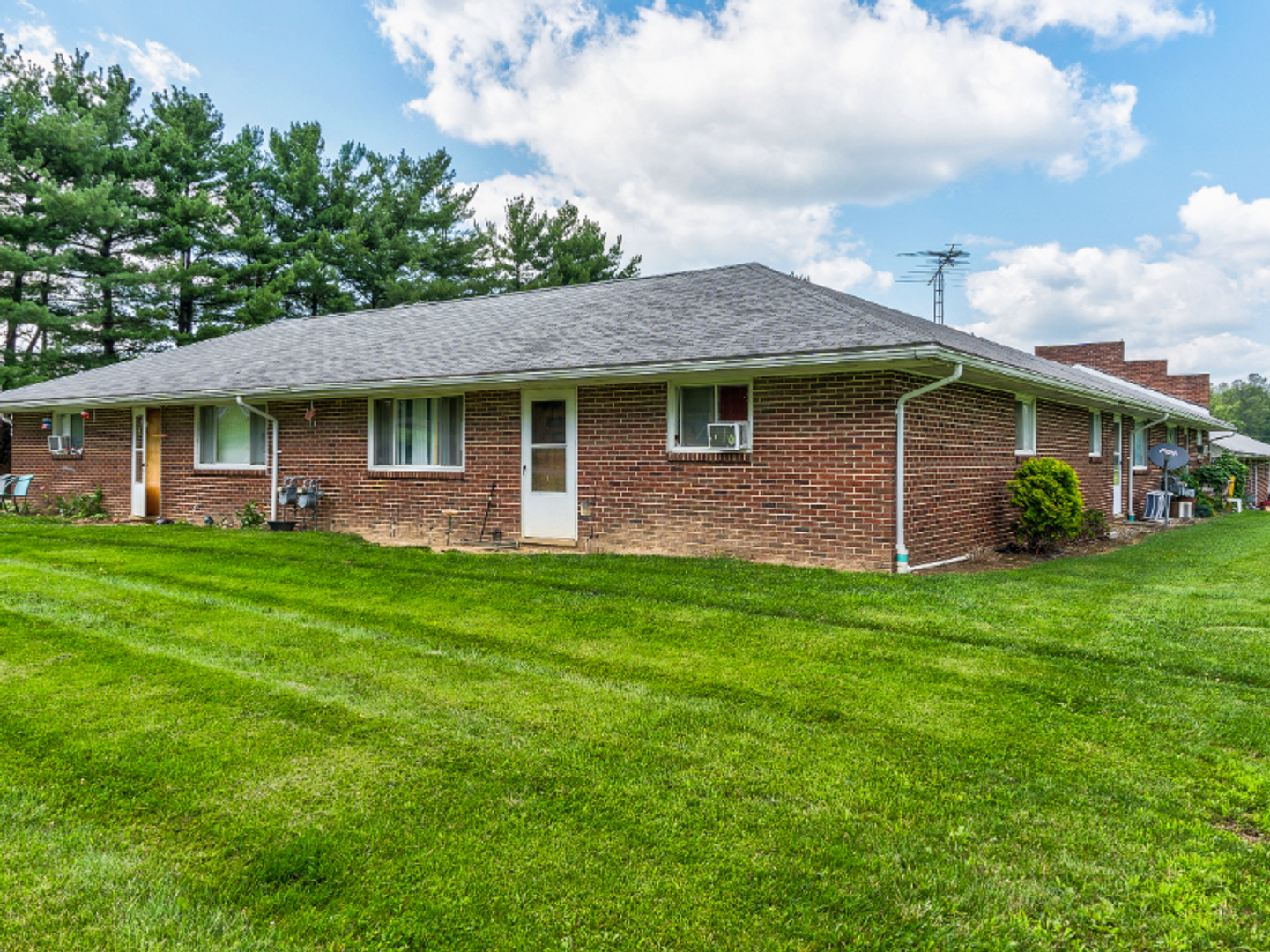 1342 McClain Rd unit CF04 – photo 3