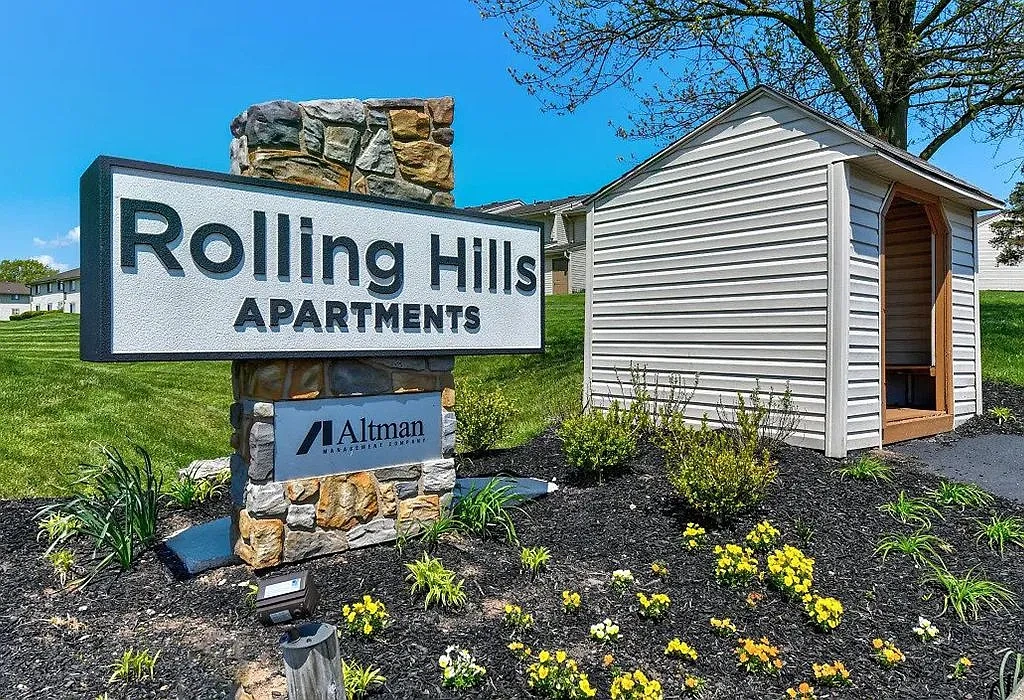 Rolling Hills Apartments – photo 1