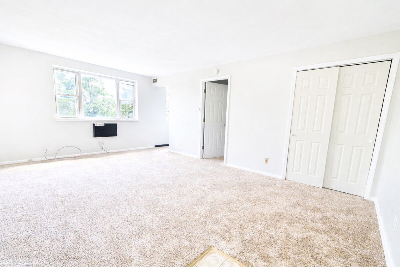 464 McKnight Cir – photo 1