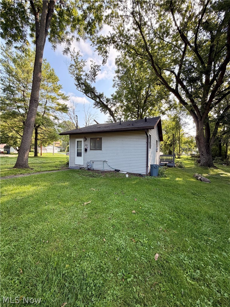 111 S Butler Ave – photo 1