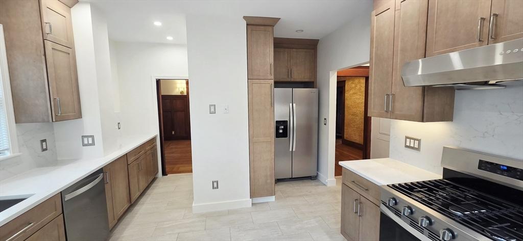 102-104 Bayswater St unit 104 – photo 4