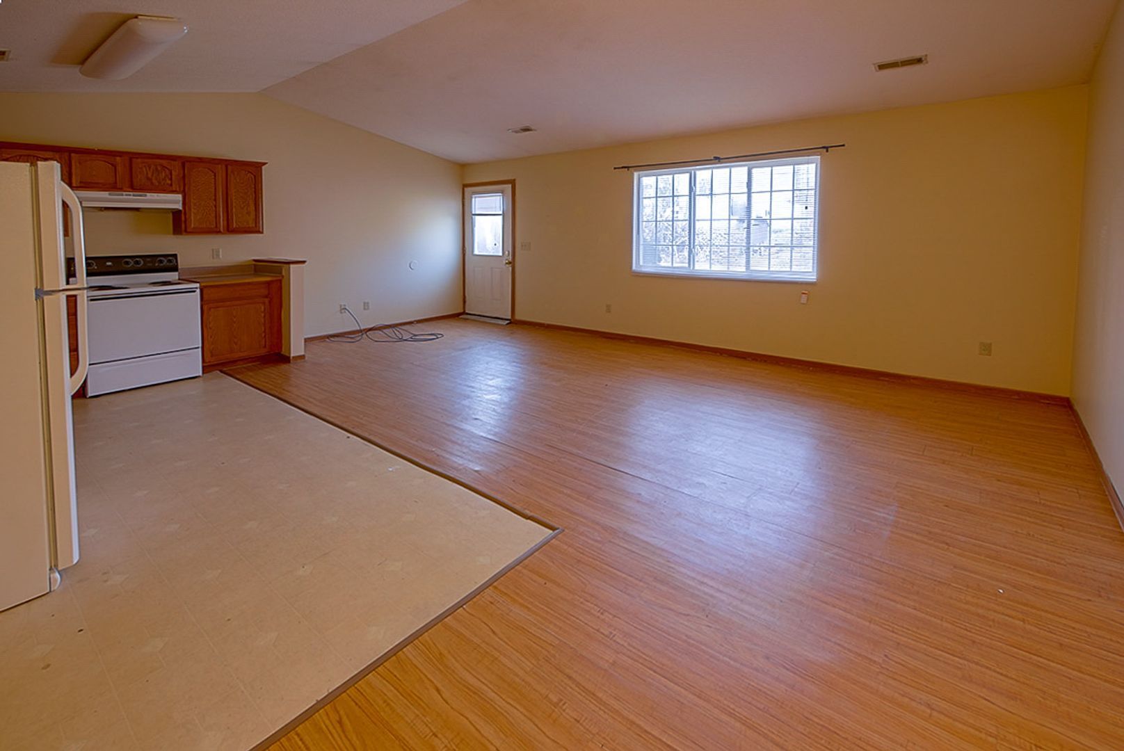 1364 Bluestone Ave unit I – photo 5