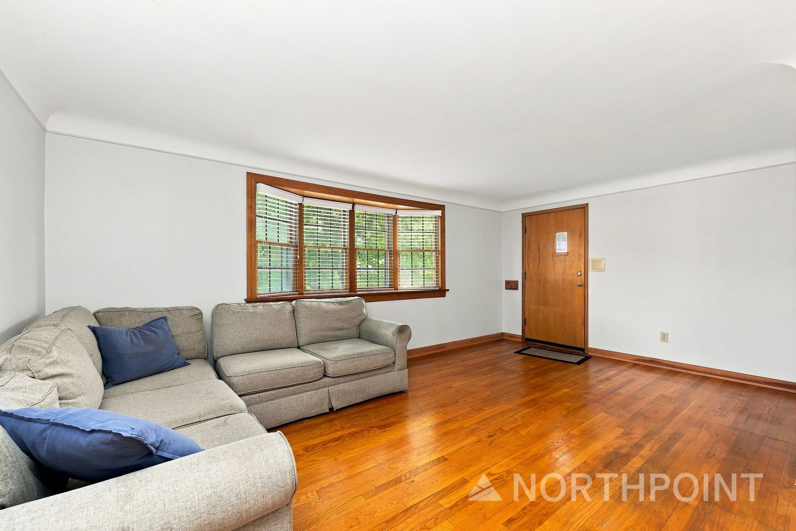 3881 Matson Ave – photo 3