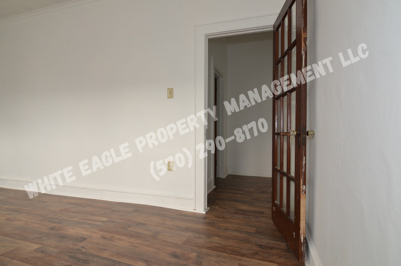 208 Olyphant Ct unit # A – photo 3