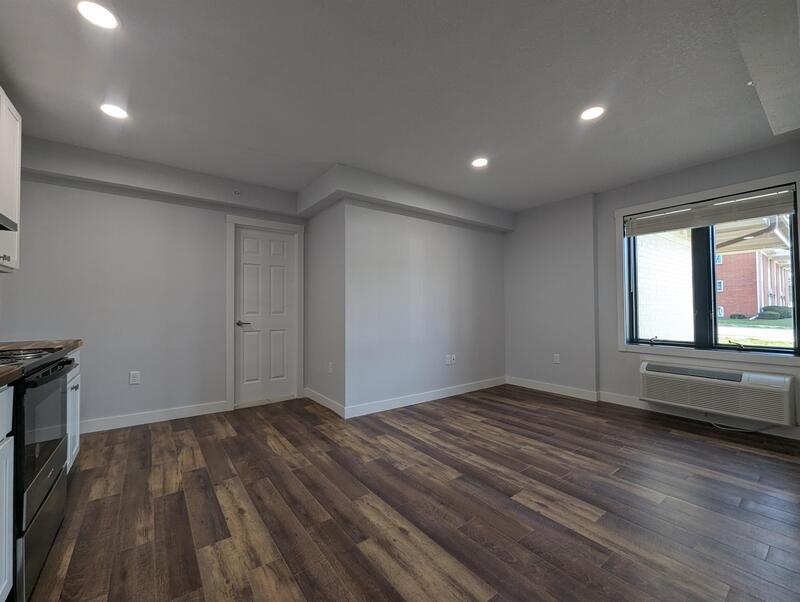 413 Jefferson St unit 14 – photo 2