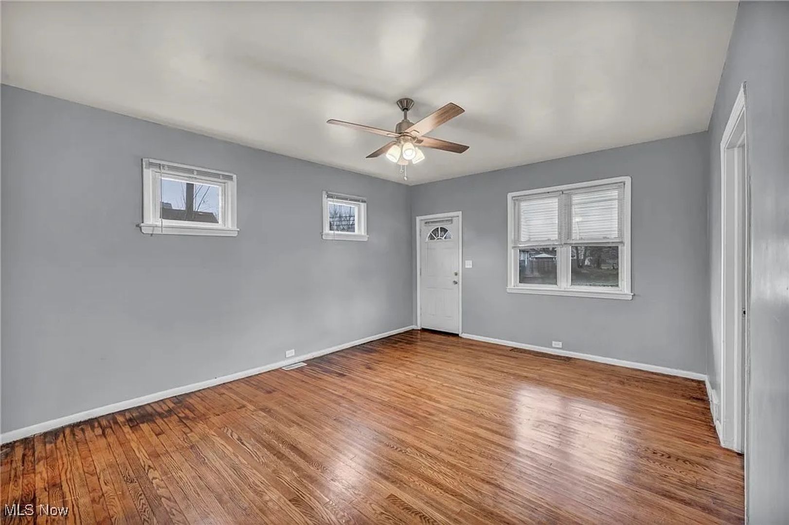 3884 E 54th St – photo 3