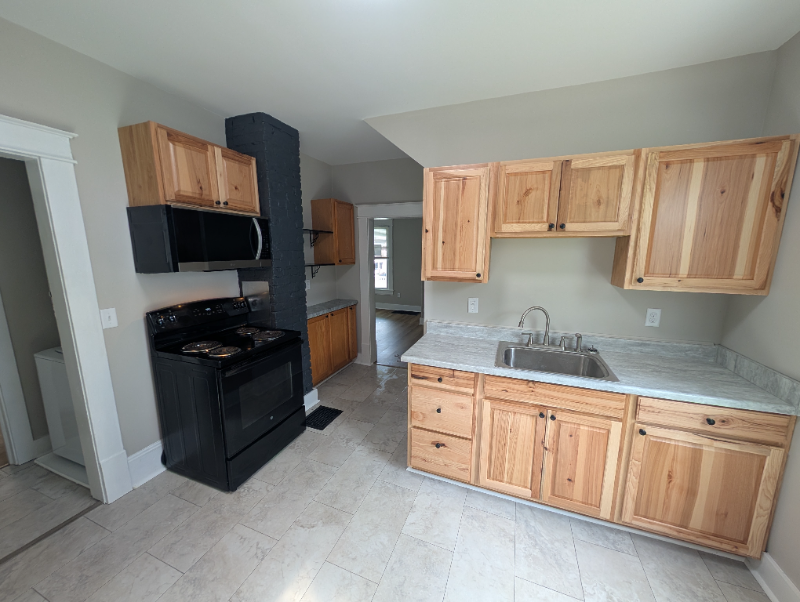 1825 Patterson Ave SW unit A – photo 1