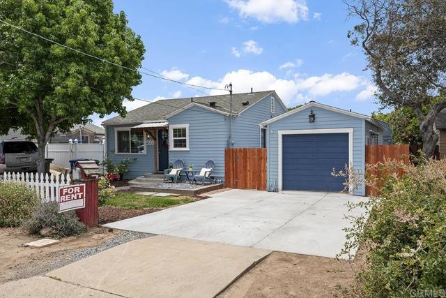 586 Del Mar Ave – photo 5