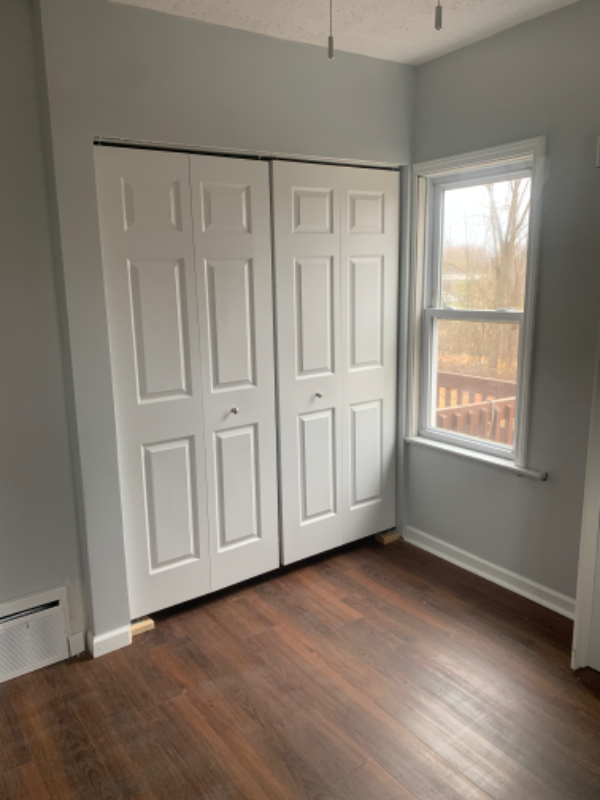 13717 Caine Ave unit Upper Unit – photo 4