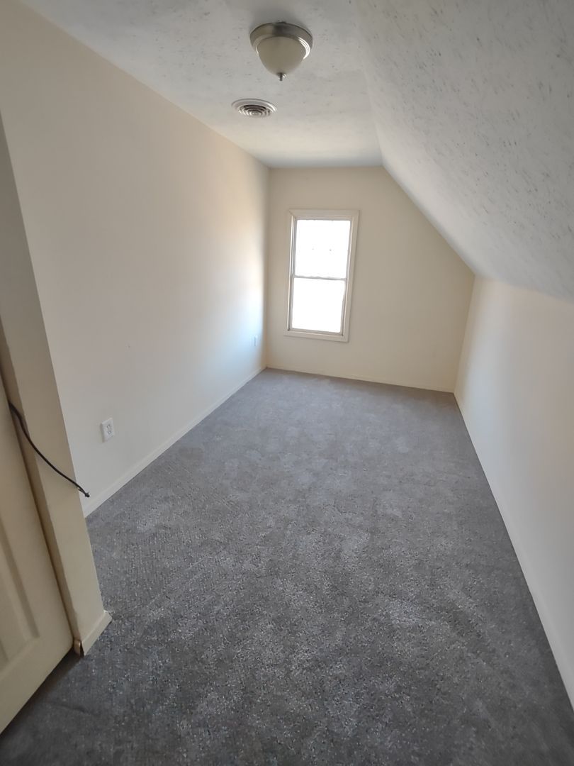 1459 Ridgewood Ave unit Unit #3 – photo 4