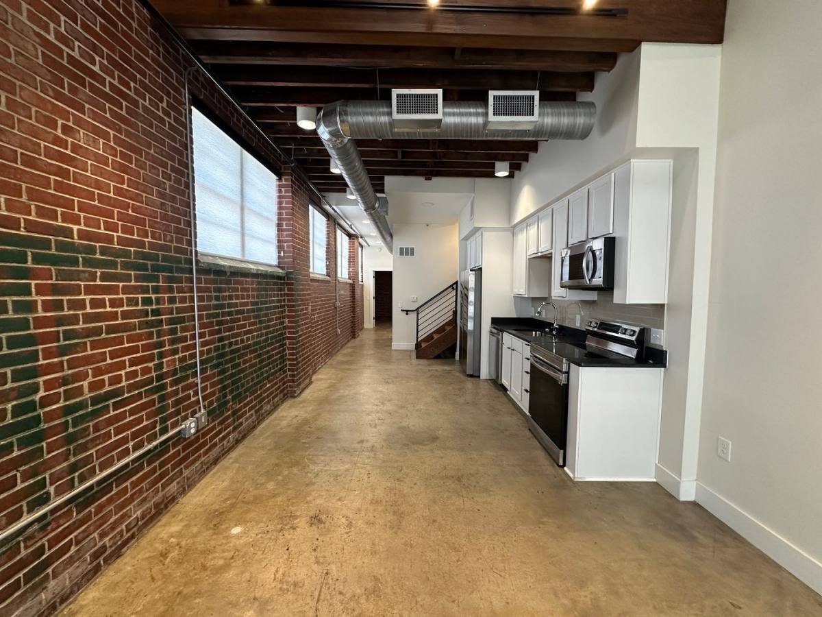 805 Martin Luther King Jr Blvd unit 1 – photo 2