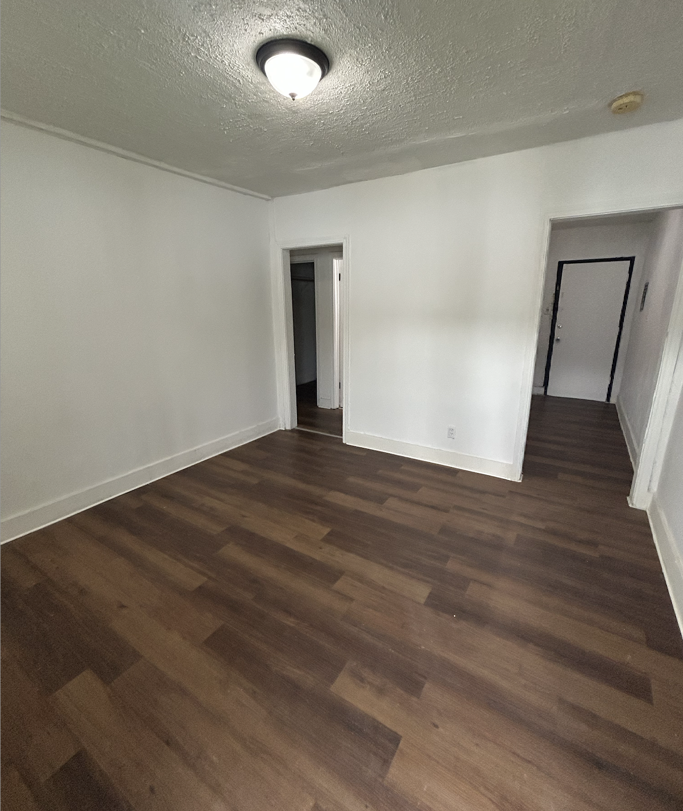 614 1st St S unit B – photo 2