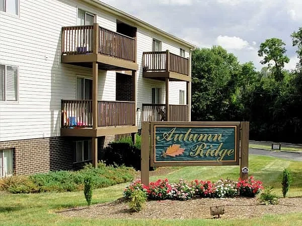 Autumn Ridge Apartments – photo 2