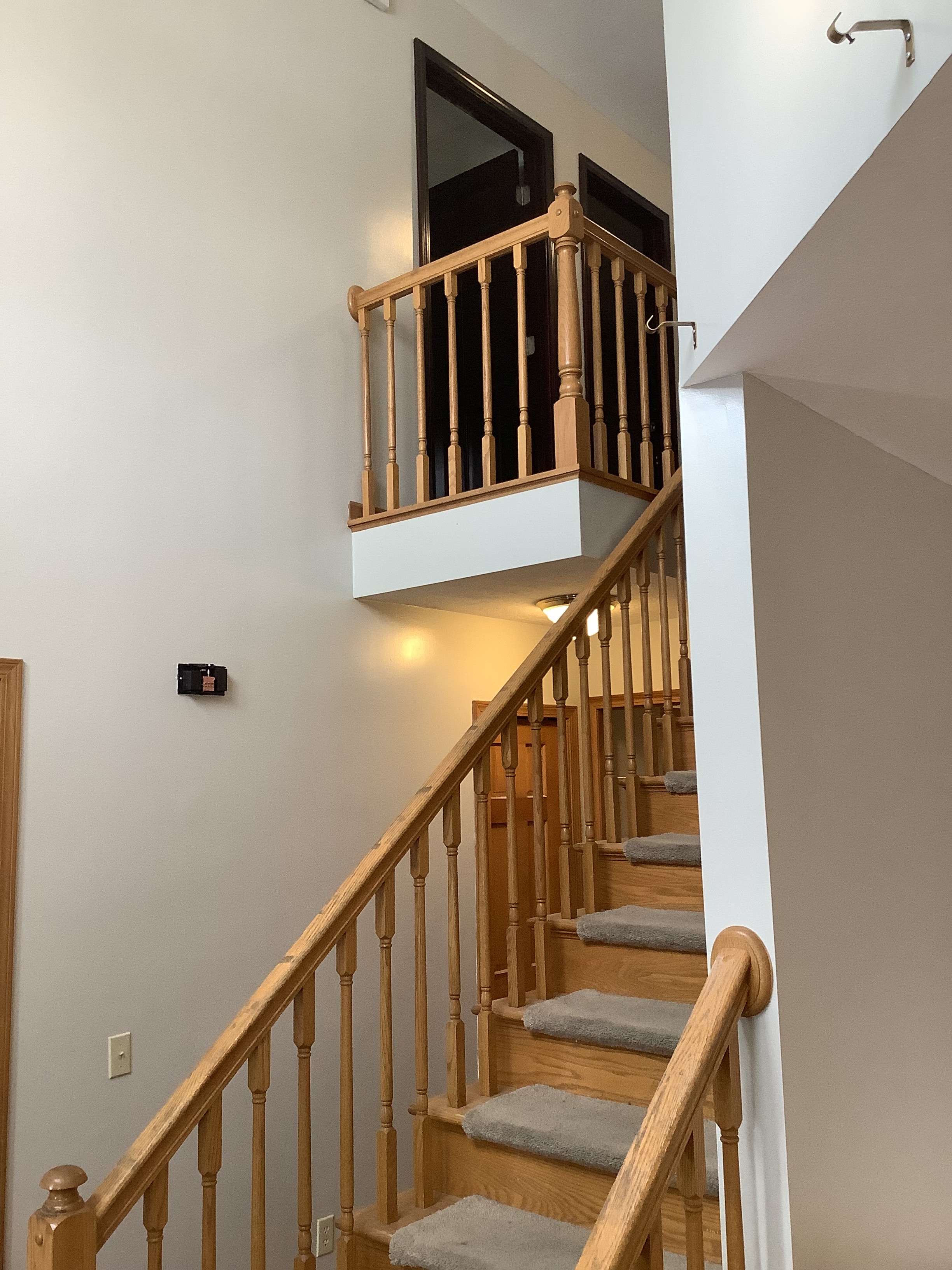 930 Barks Rd E – photo 5