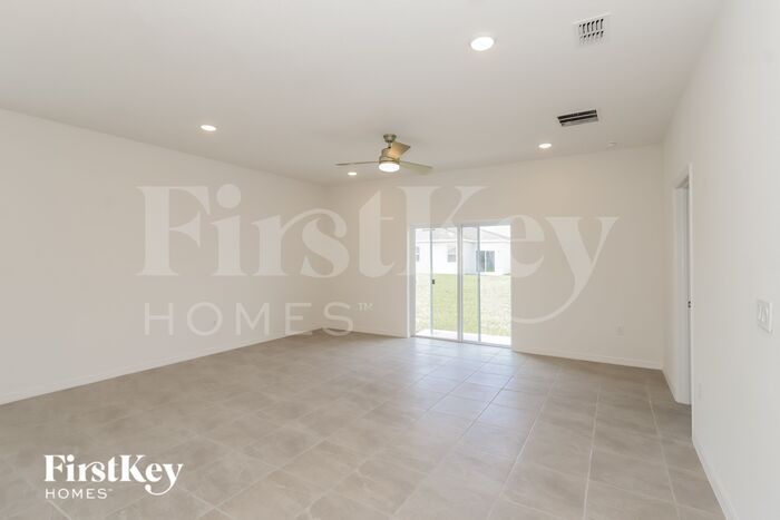 430 Reina Wy – photo 2