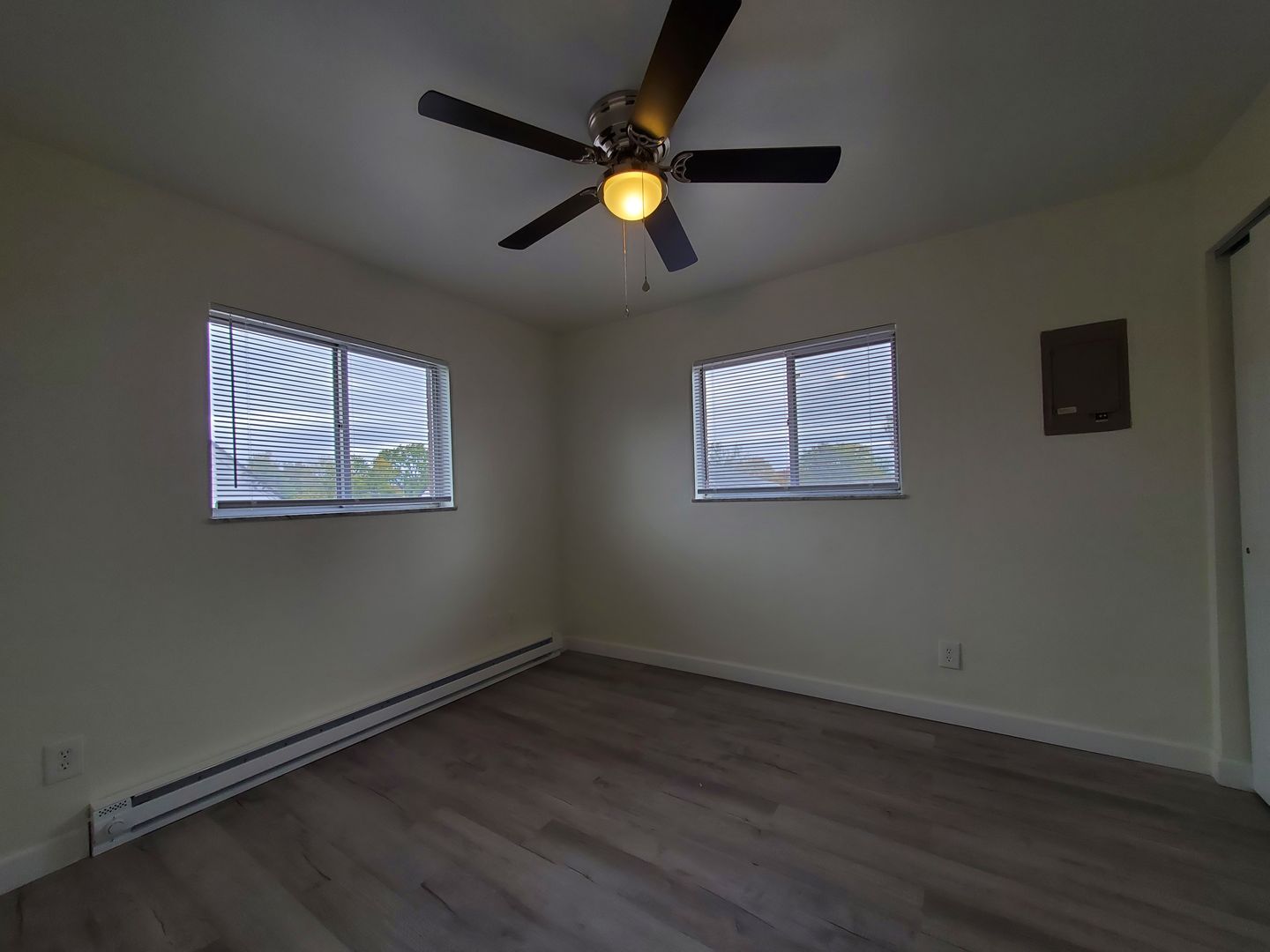 607 E Dorothy Ln unit 607 - 3 Dorothy – photo 4