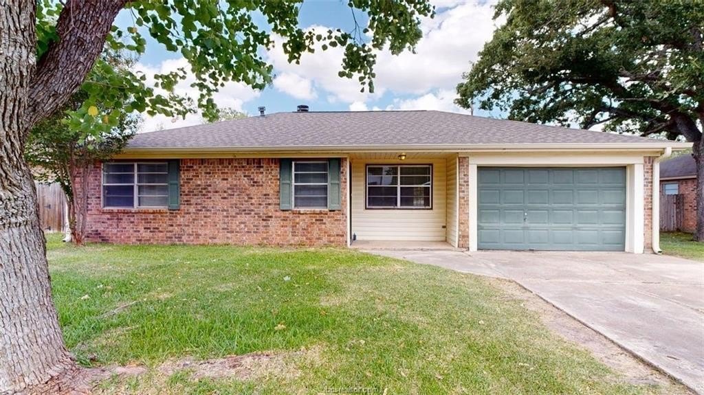 1107 Braeswood Dr – photo 1