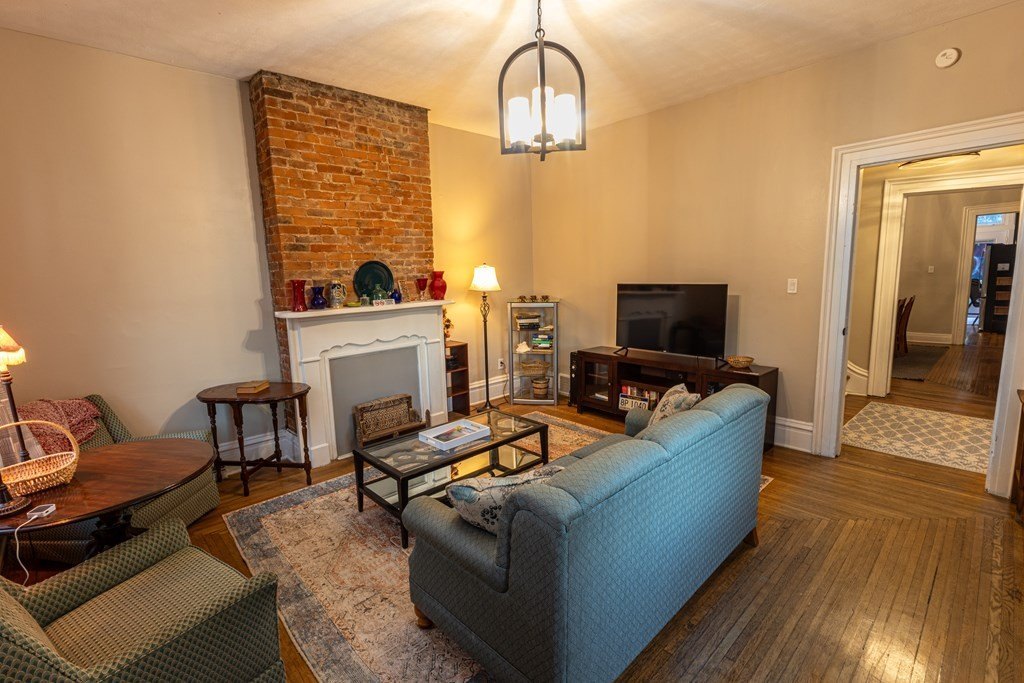 2232 Eoff St – photo 5