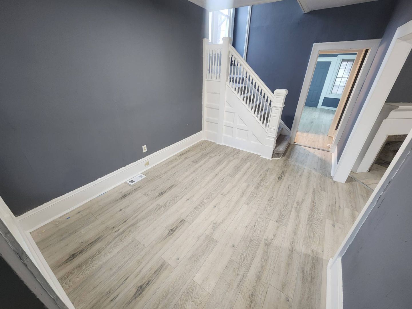 1365 E 89th St – photo 3