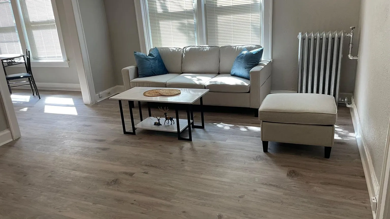 Welcome to 11118 Clifton Ave, Cleveland's premier apartment community. – photo 3