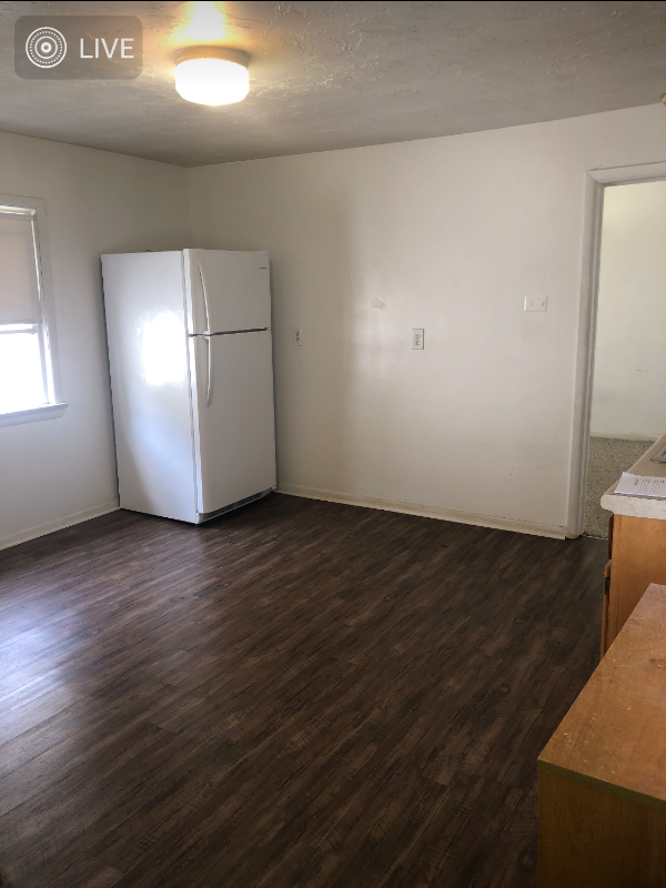 1926 E 123rd St – photo 2