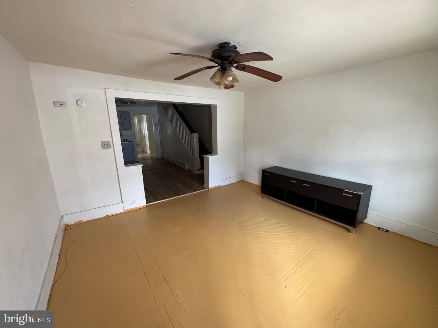 302 S 2nd St – photo 2