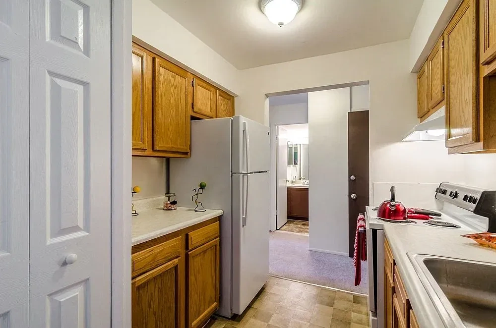 Edgewood Park Apartments – photo 3