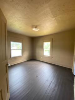 736 New Castle Ave – photo 5