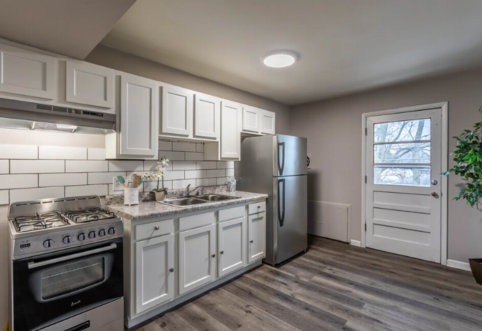Highland Terrace Apartments – photo 2