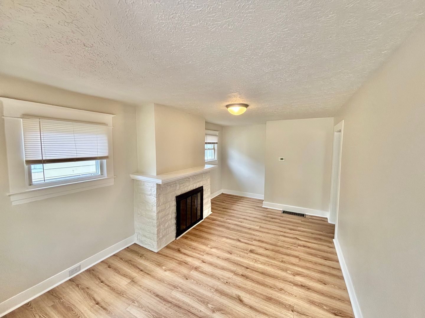 3911 Larkwood Ave – photo 3