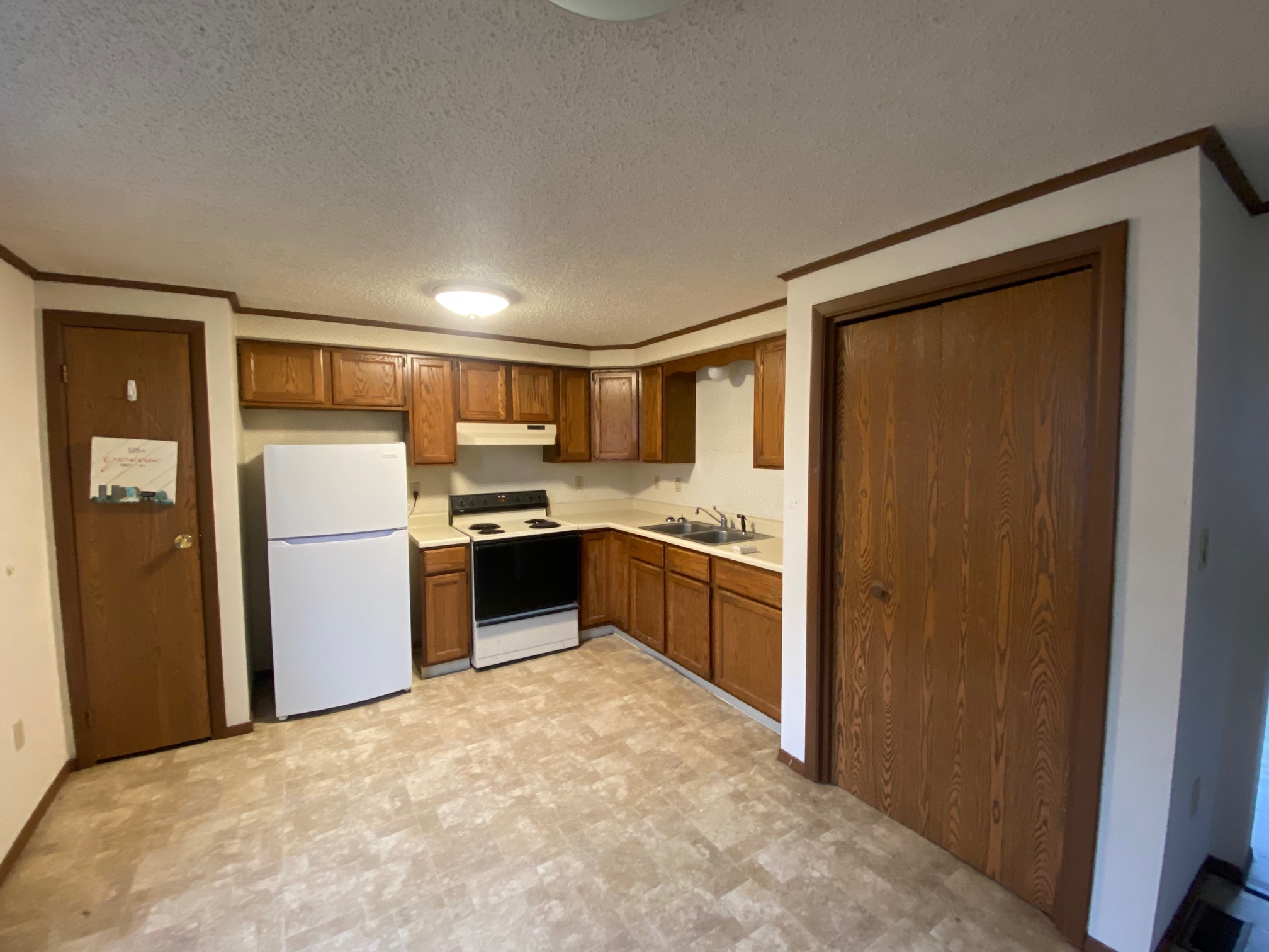 105 Grandview Ave – photo 4